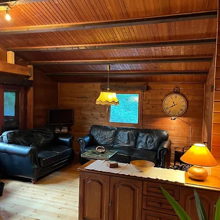 Pur, Haus Mit Grossen Garten Am Wald Langendorf (Lower Saxony)