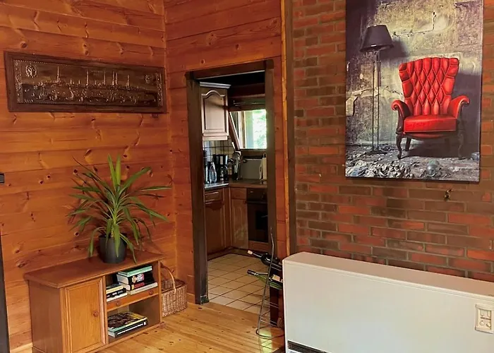 Pur, Haus Mit Grossen Garten Am Wald *