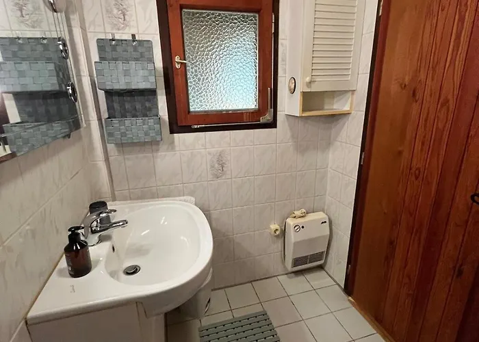 Pur, Haus Mit Grossen Garten Am Wald *